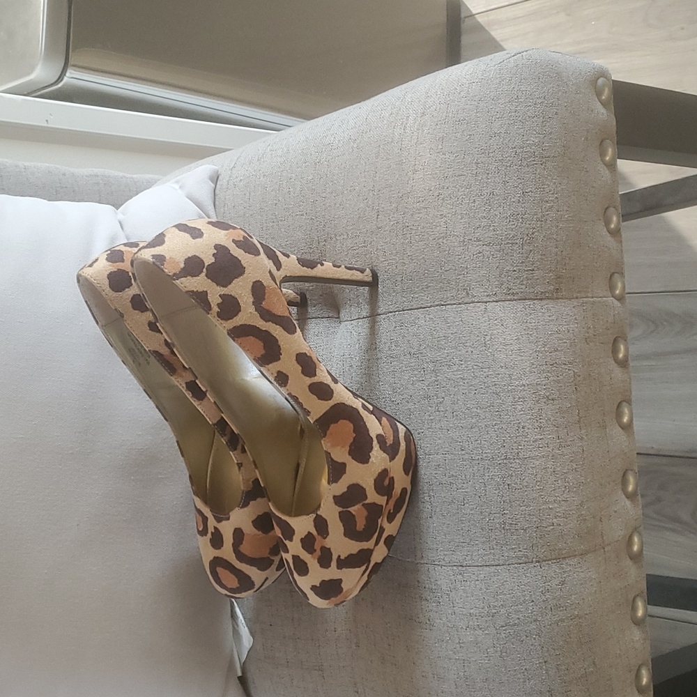 Animal Print Pumps!
